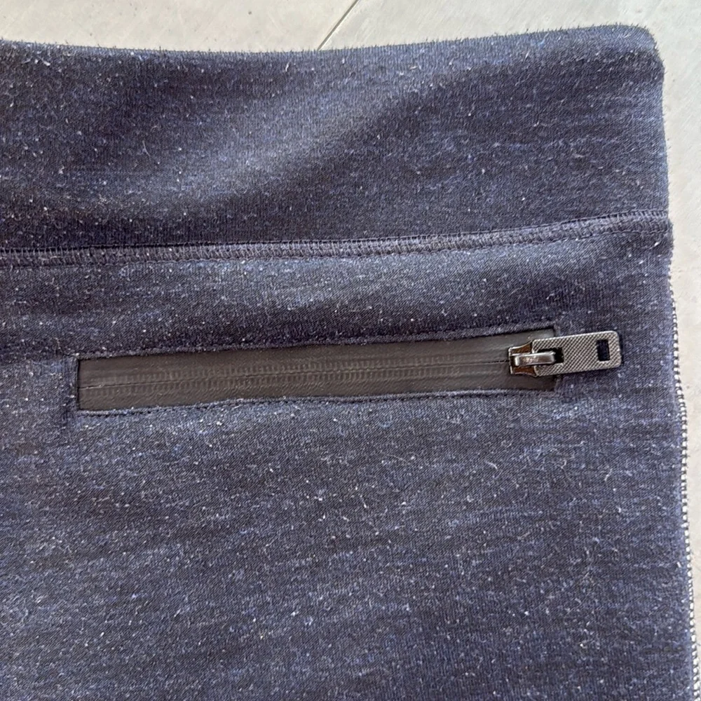 Superdry Sport Gym Tech dark blue men’s shorts size L, EUC black - Picture 6 of 8